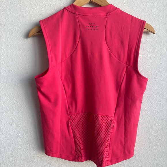 NWT Nike Running Division Tank Top Athletic Muscle Shirt Dri Fit Aster Pink M - Picture 9 of 15